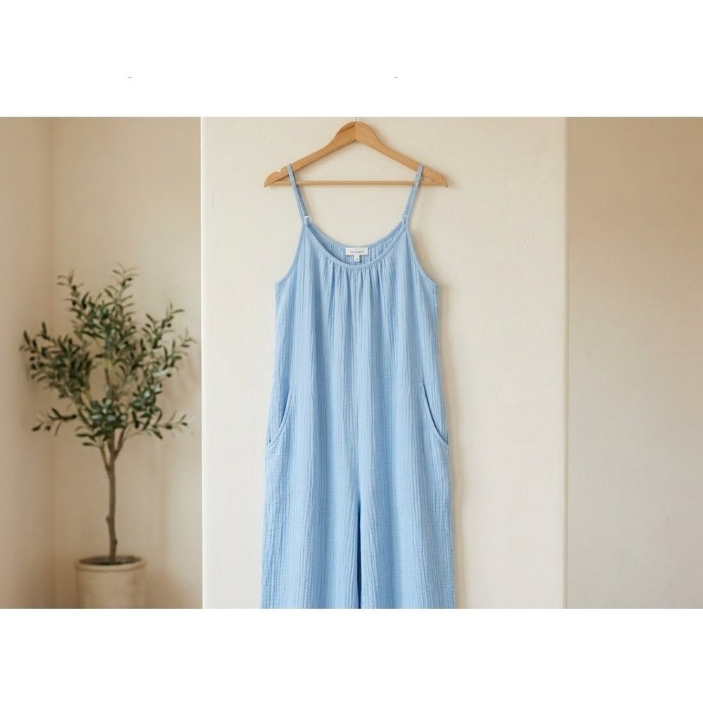 H&M Women Light Blue Crinkle Gauze Wide Leg Jumpsuit Sleeveless Small - Picture 1 of 6
